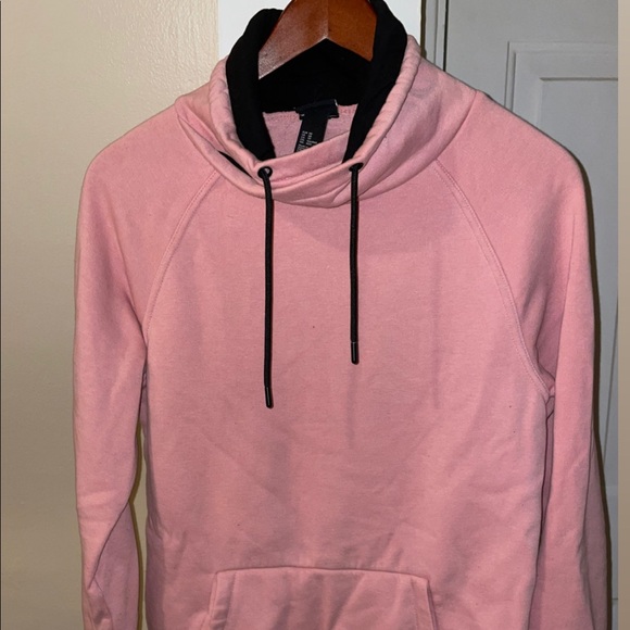 Clothes - Picture 3 of 15